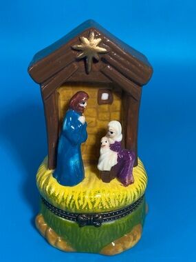 Trinity Broadcasting Network Hinged Nativity Porcelain Trinket Box